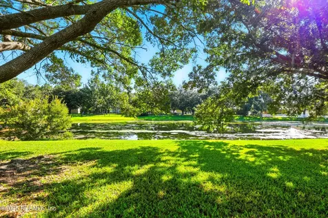 256 Village Green Avenue St. Johns FL 32259