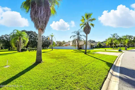 256 Village Green Avenue St. Johns FL 32259