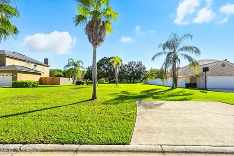 256 Village Green Avenue St. Johns FL 32259