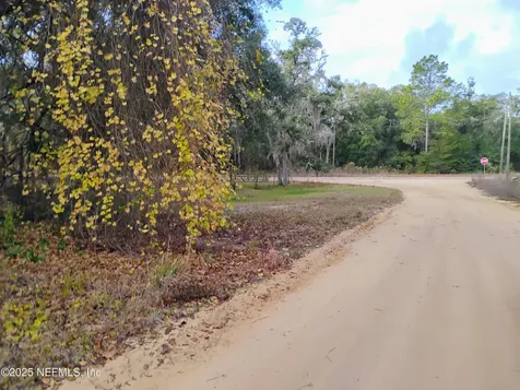 103 Antler Road Interlachen FL 32148
