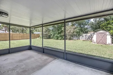 1530 Lavilla Drive N Jacksonville FL 32221