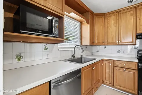 6635 Blackwood Drive Jacksonville FL 32277