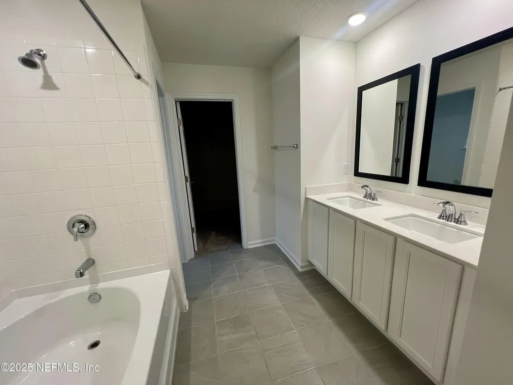 2967 Monroe Lakes Terrace Green Cove Springs FL 32043