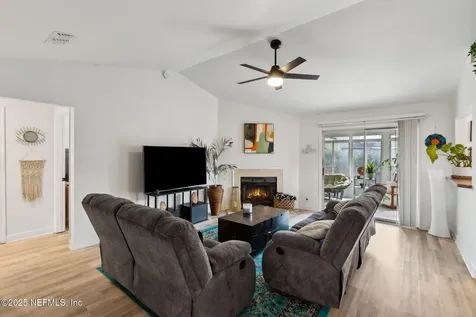 2325 Honolulu Court Jacksonville FL 32246