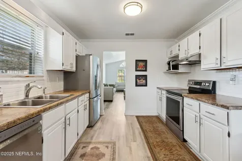 2325 Honolulu Court Jacksonville FL 32246
