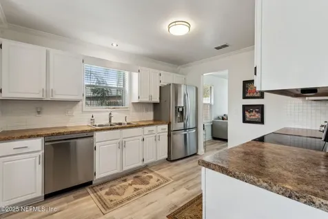 2325 Honolulu Court Jacksonville FL 32246