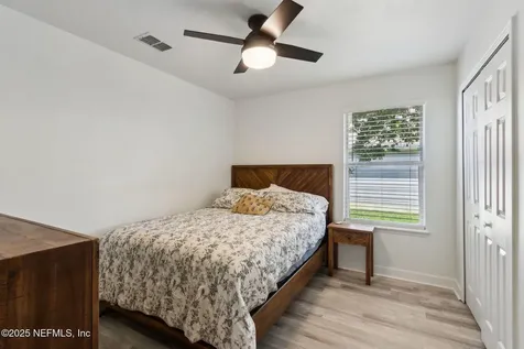 2325 Honolulu Court Jacksonville FL 32246