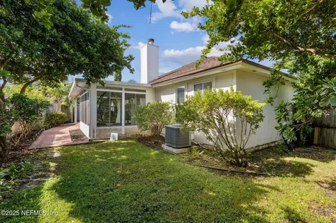 2325 Honolulu Court Jacksonville FL 32246