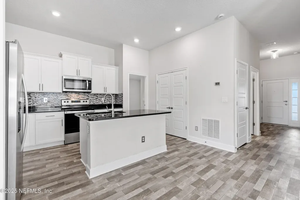 3137 Laurel Springs Drive Green Cove Springs FL 32043