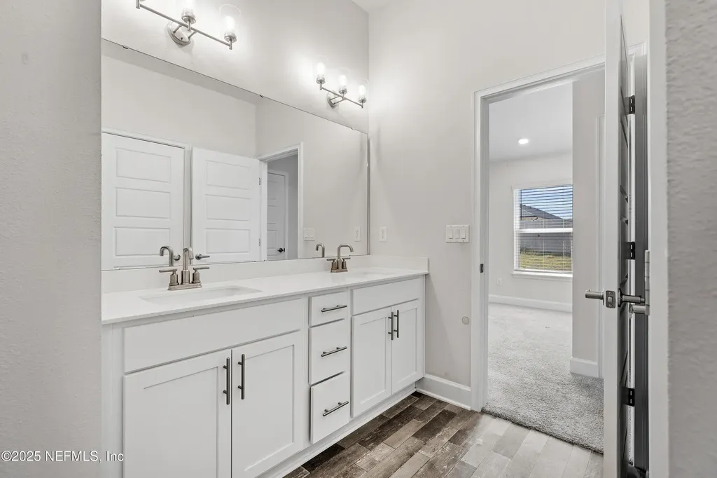 3137 Laurel Springs Drive Green Cove Springs FL 32043