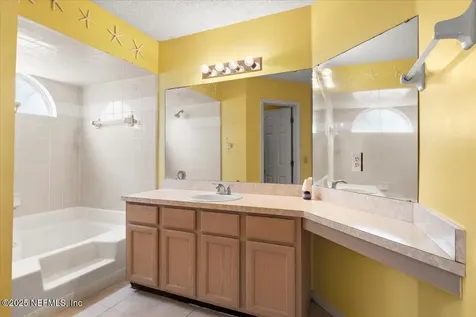 2930 Russell Oaks Drive Green Cove Springs FL 32043