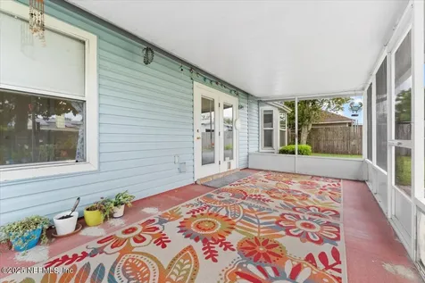 2930 Russell Oaks Drive Green Cove Springs FL 32043