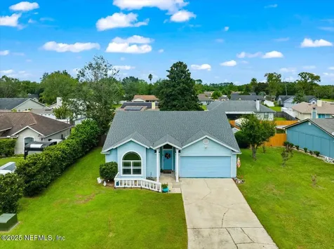 2930 Russell Oaks Drive Green Cove Springs FL 32043