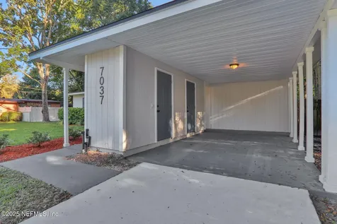 7037 Cherbourg Avenue N Jacksonville FL 32205