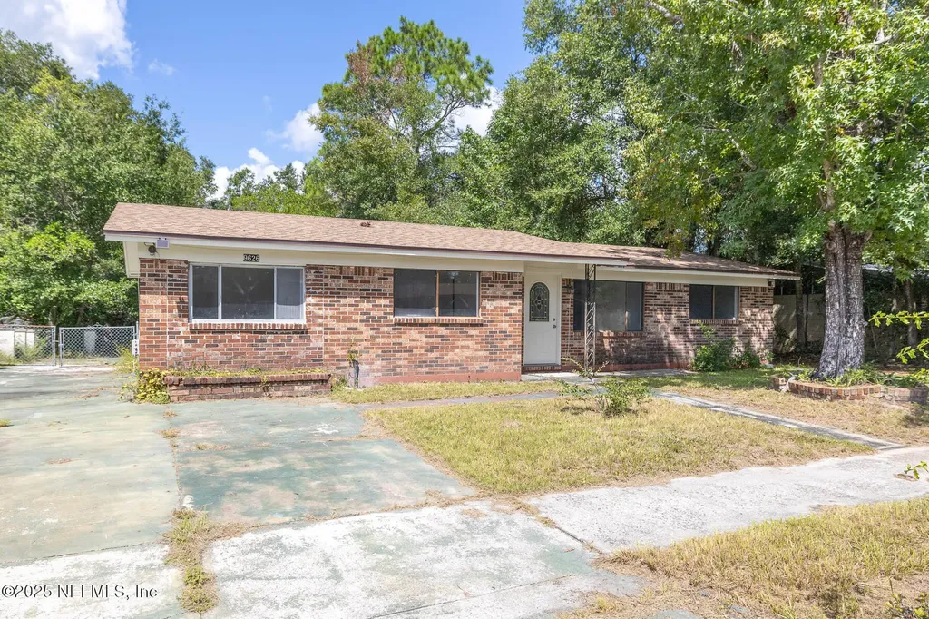 9626 Spottswood Road W Jacksonville FL 32208