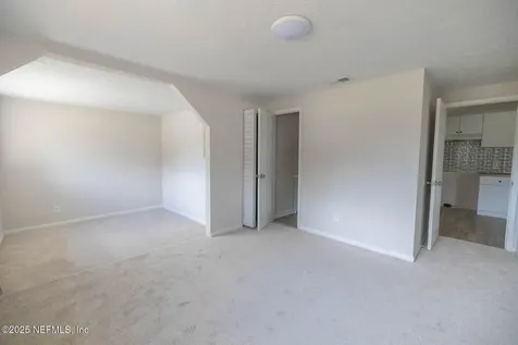 9626 Spottswood Road W Jacksonville FL 32208