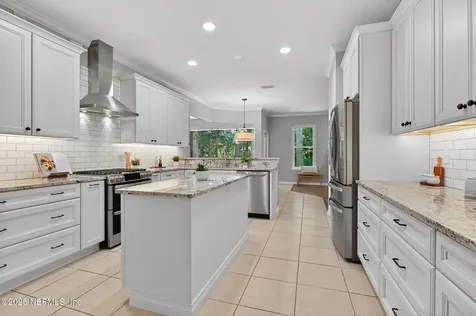 10472 Creston Glen Circle E Jacksonville FL 32256