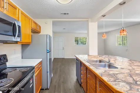 6812 Goldilocks Lane Jacksonville FL 32210