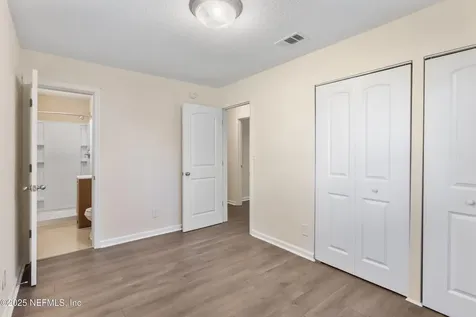 6812 Goldilocks Lane Jacksonville FL 32210