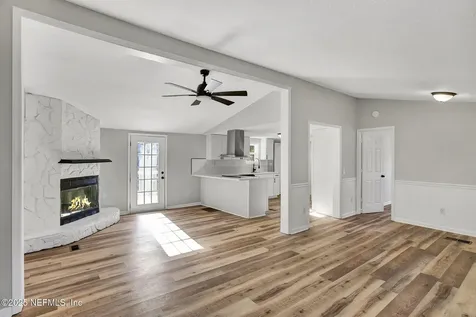 392 Foxtail Avenue Middleburg FL 32068