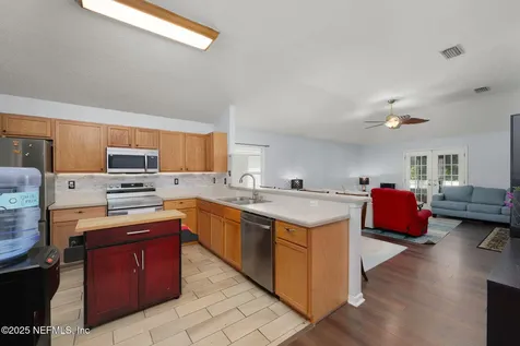 5543 Casavedra Court Jacksonville FL 32244