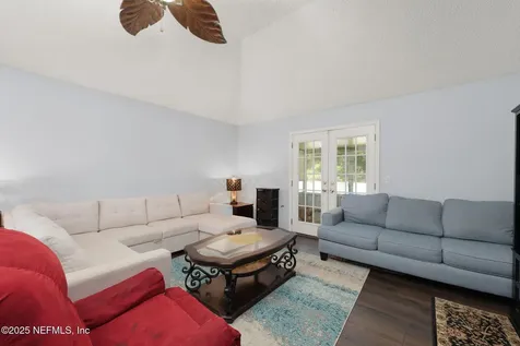 5543 Casavedra Court Jacksonville FL 32244