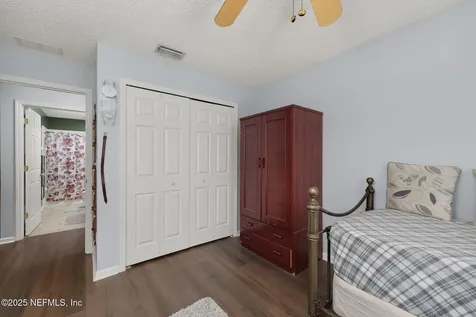 5543 Casavedra Court Jacksonville FL 32244