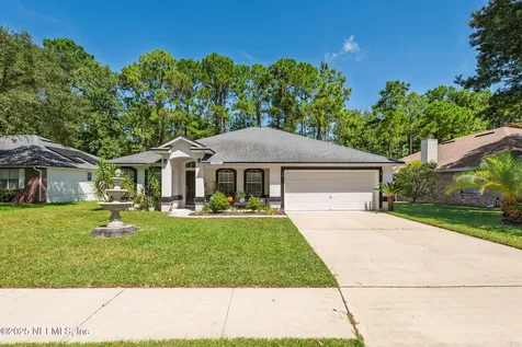 5543 Casavedra Court Jacksonville FL 32244
