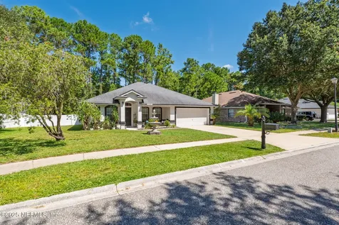 5543 Casavedra Court Jacksonville FL 32244