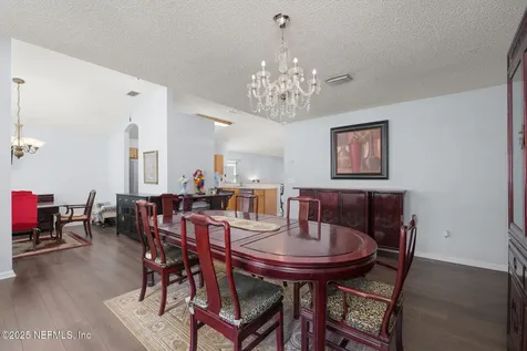 5543 Casavedra Court Jacksonville FL 32244