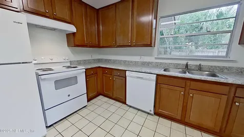 1615 Seminole Road Atlantic Beach FL 32233