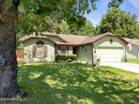 463 Moby Dick Drive N Jacksonville FL 32218