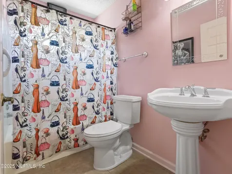 463 Moby Dick Drive N Jacksonville FL 32218