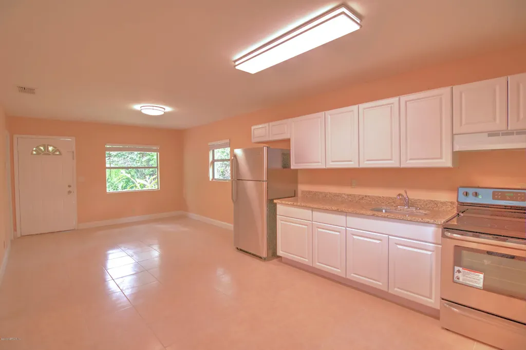 2885 Gilmore Street Jacksonville FL 32205