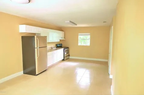 2885 Gilmore Street Jacksonville FL 32205