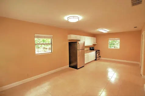 2885 Gilmore Street Jacksonville FL 32205