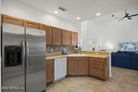 781 Paradise Lane Atlantic Beach FL 32233