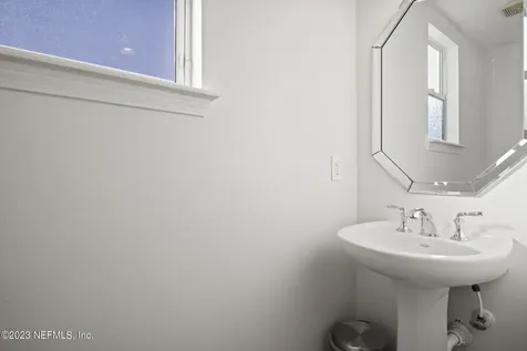 781 Paradise Lane Atlantic Beach FL 32233