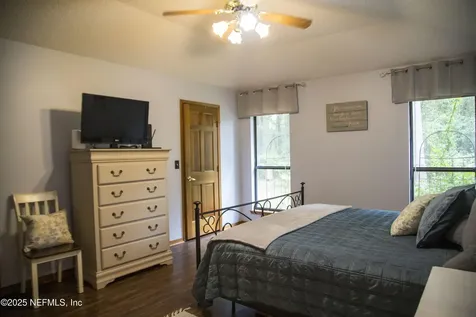 4623 Benlocke Road Jacksonville FL 32210