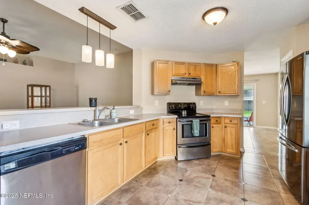 96323 Nassau Lakes Circle Fernandina Beach FL 32034