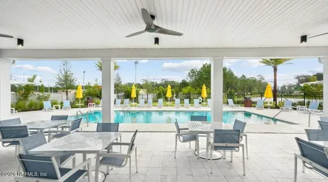 10 Huxley Avenue Palm Coast FL 32164
