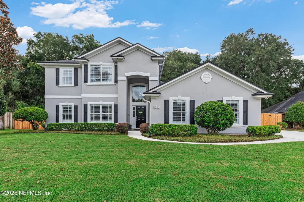 1810 Rising Oaks Drive Jacksonville FL 32223