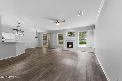 1810 Rising Oaks Drive Jacksonville FL 32223