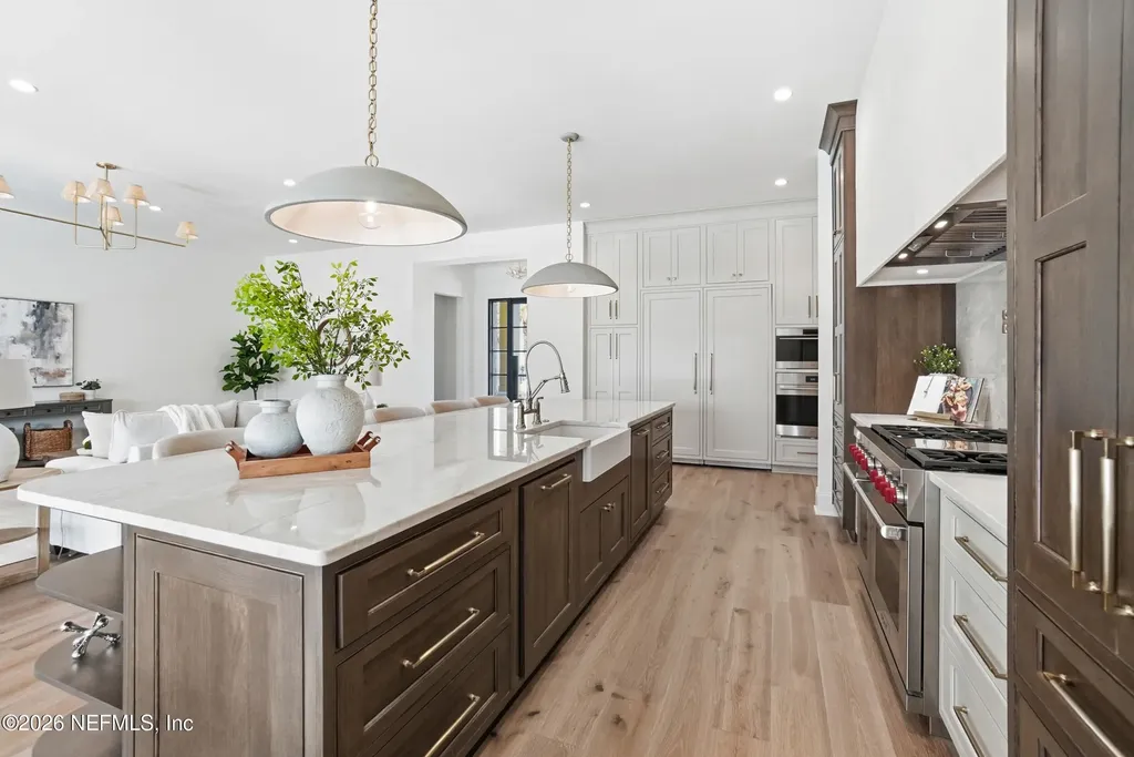 10 Lake Terrace Ponte Vedra Beach FL 32082