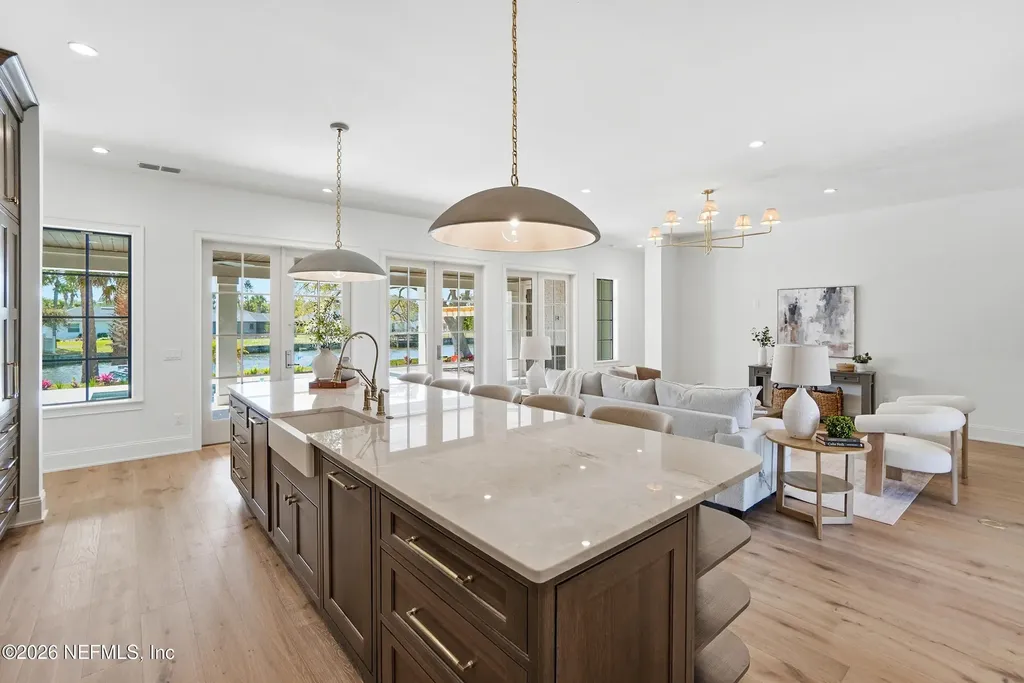 10 Lake Terrace Ponte Vedra Beach FL 32082