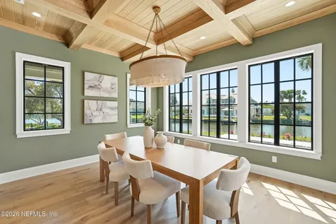 10 Lake Terrace Ponte Vedra Beach FL 32082