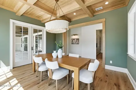 10 Lake Terrace Ponte Vedra Beach FL 32082