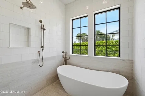10 Lake Terrace Ponte Vedra Beach FL 32082