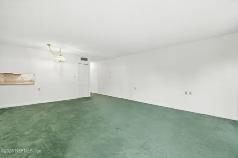 1071 Edgewood Avenue Jacksonville FL 32205