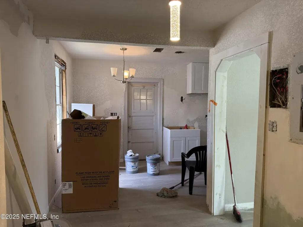 4743 Kingsbury Street Jacksonville FL 32205